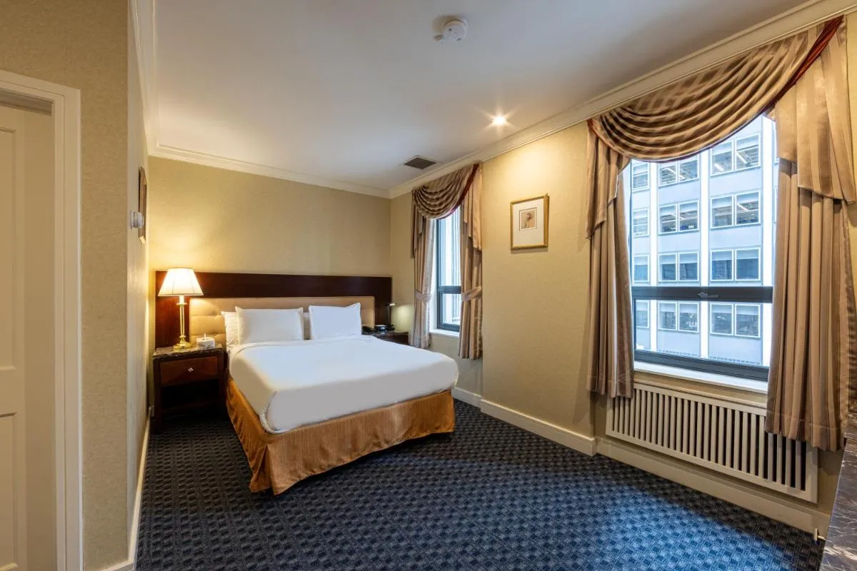 Hotel Stanford — 2