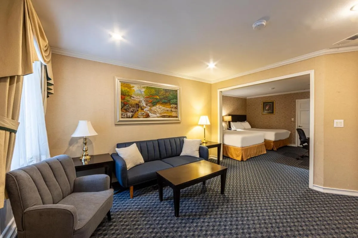Hotel Stanford — 7