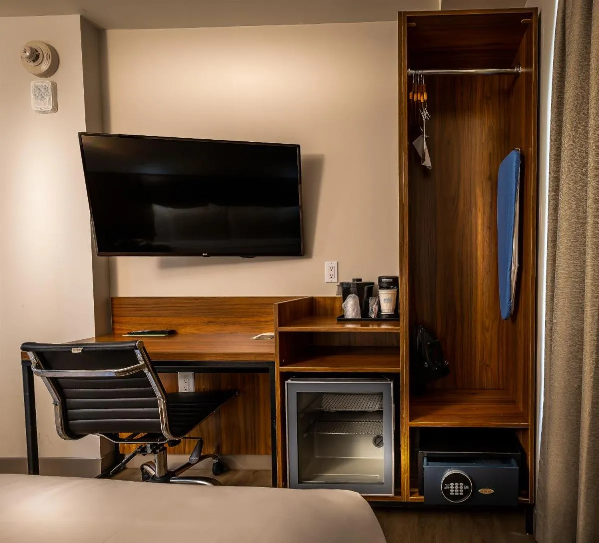 La Quinta by Wyndham Time Square South — 3