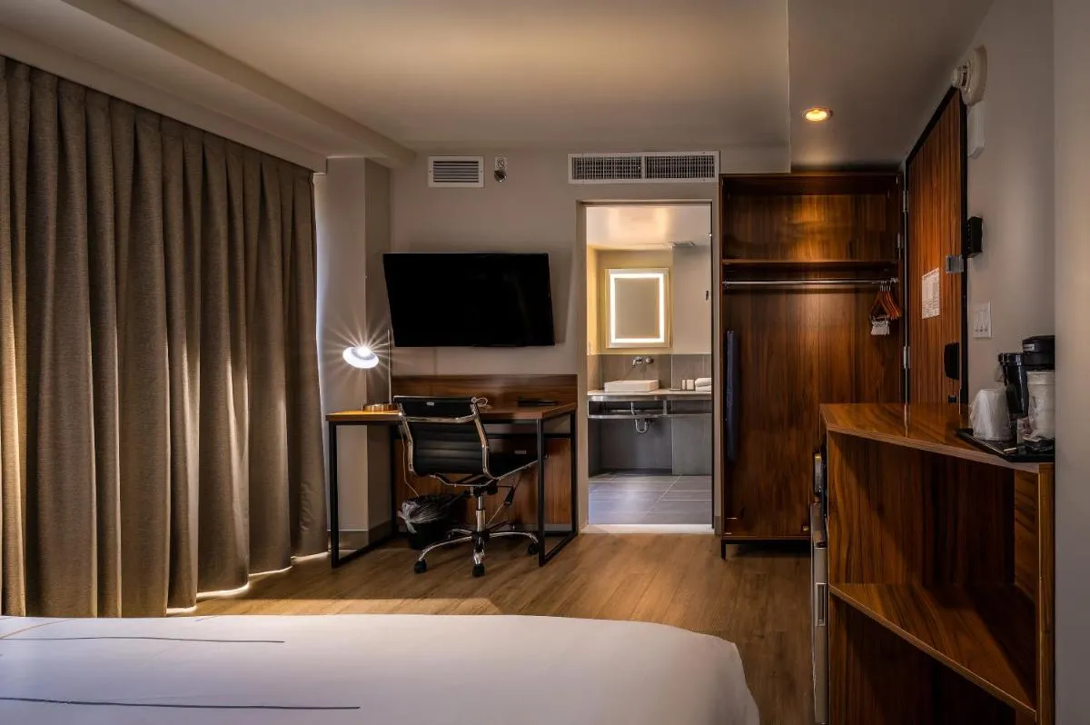 La Quinta by Wyndham Time Square South — 5