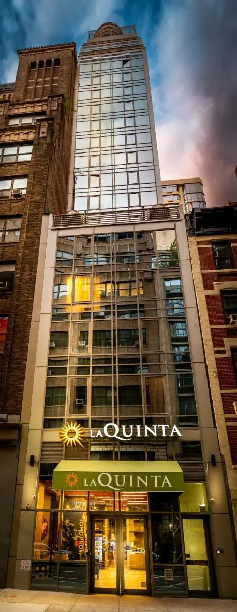 La Quinta by Wyndham Time Square South — 6