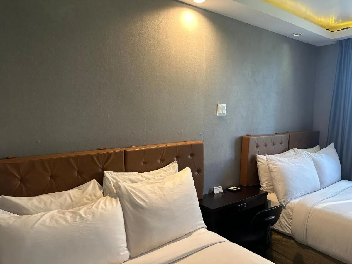Madison LES Hotel — 7