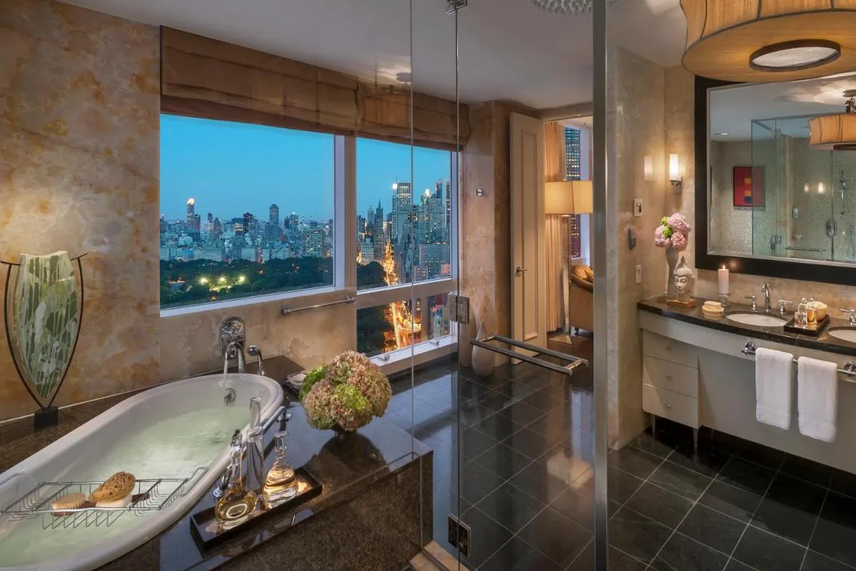 Mandarin Oriental, New York — 3