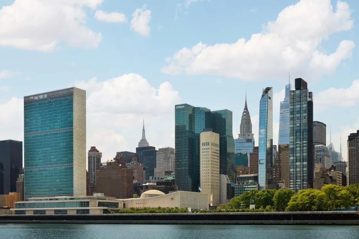 Millennium Hilton New York One UN Plaza — 5