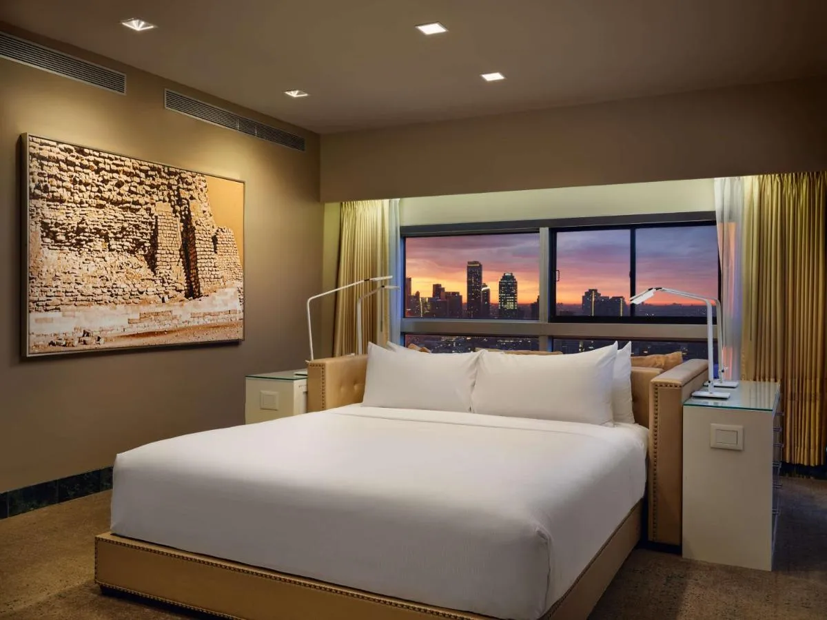 Millennium Hilton New York One UN Plaza — 2