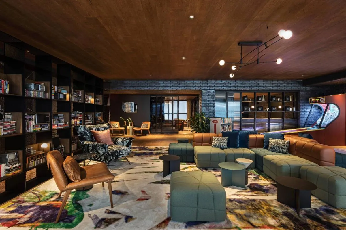 Moxy NYC East Village — 4