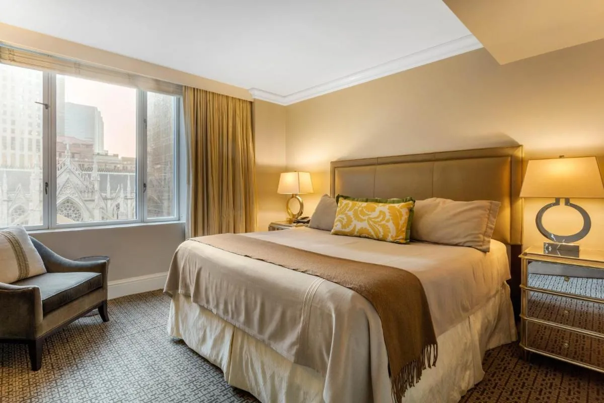 Omni Berkshire Place — 2