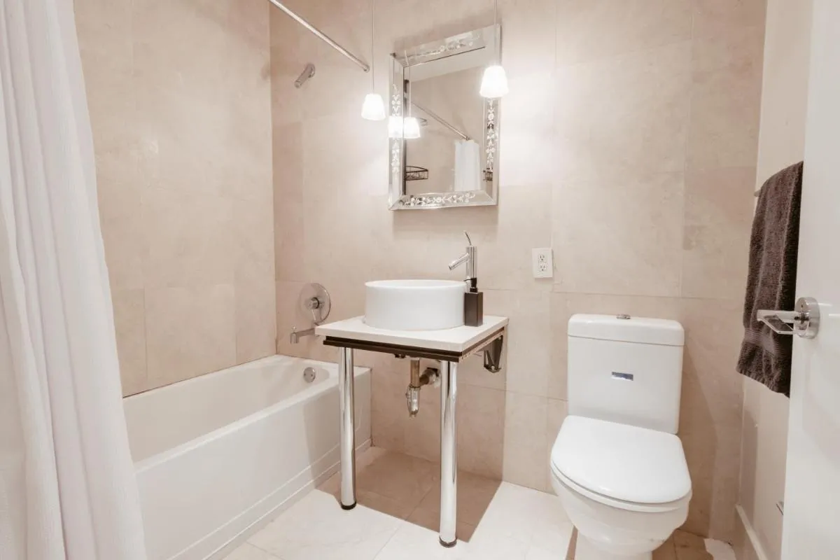 Outstanding & Cozy 4BDR & 2BTH in Downtown Manhattan — 7