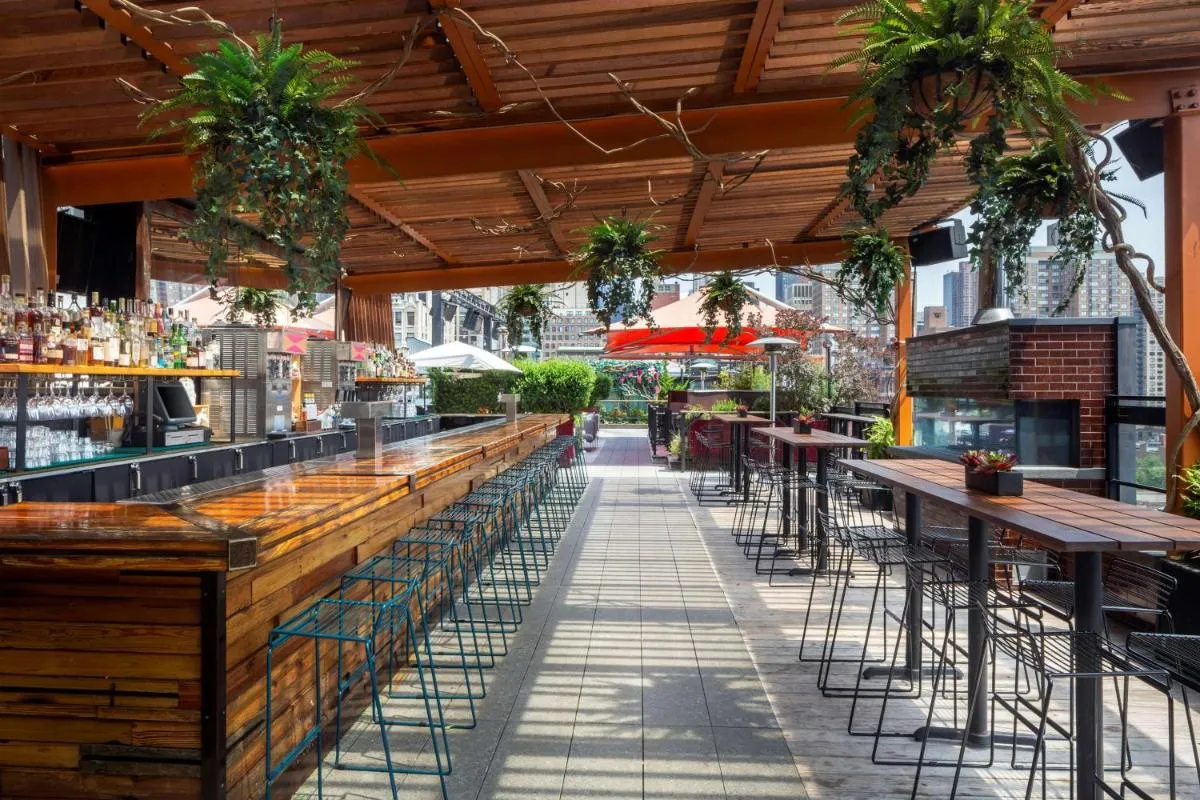 Park South Hotel, part of JdV by Hyatt — 6