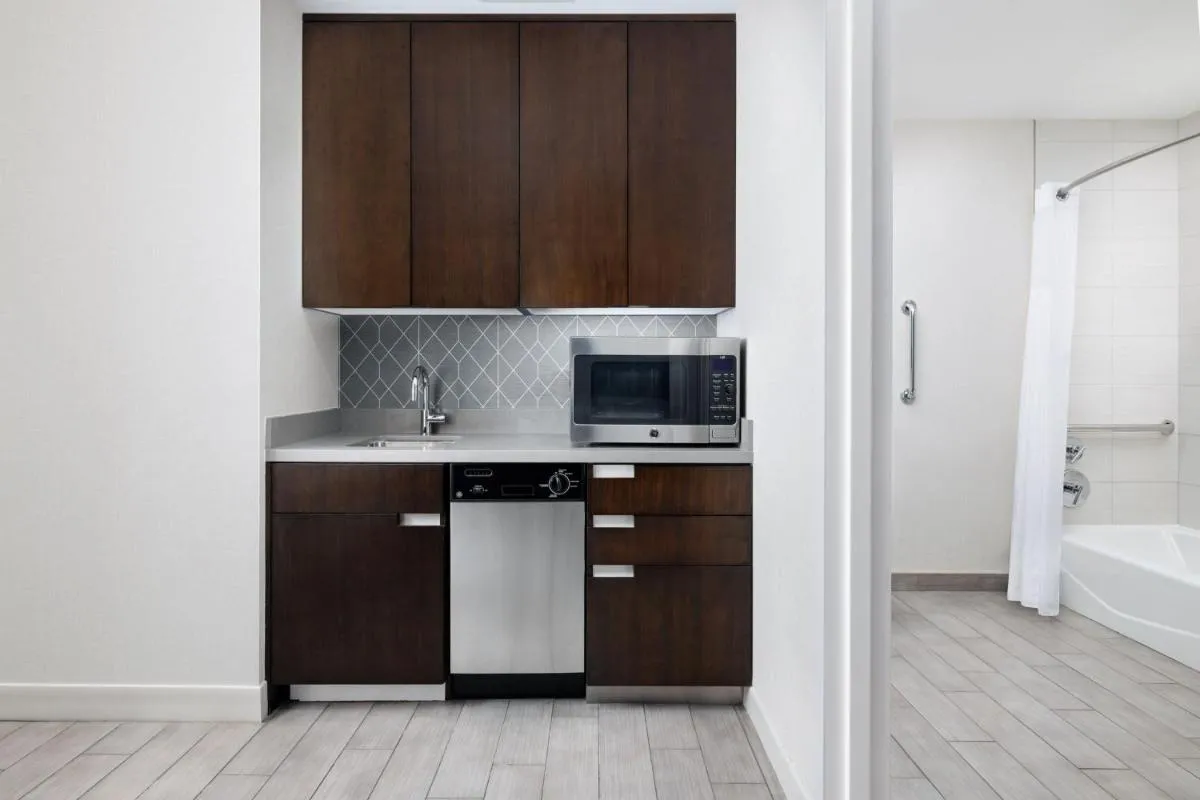Residence Inn by Marriott New York Downtown Manhattan/World Trade Center Area — 3