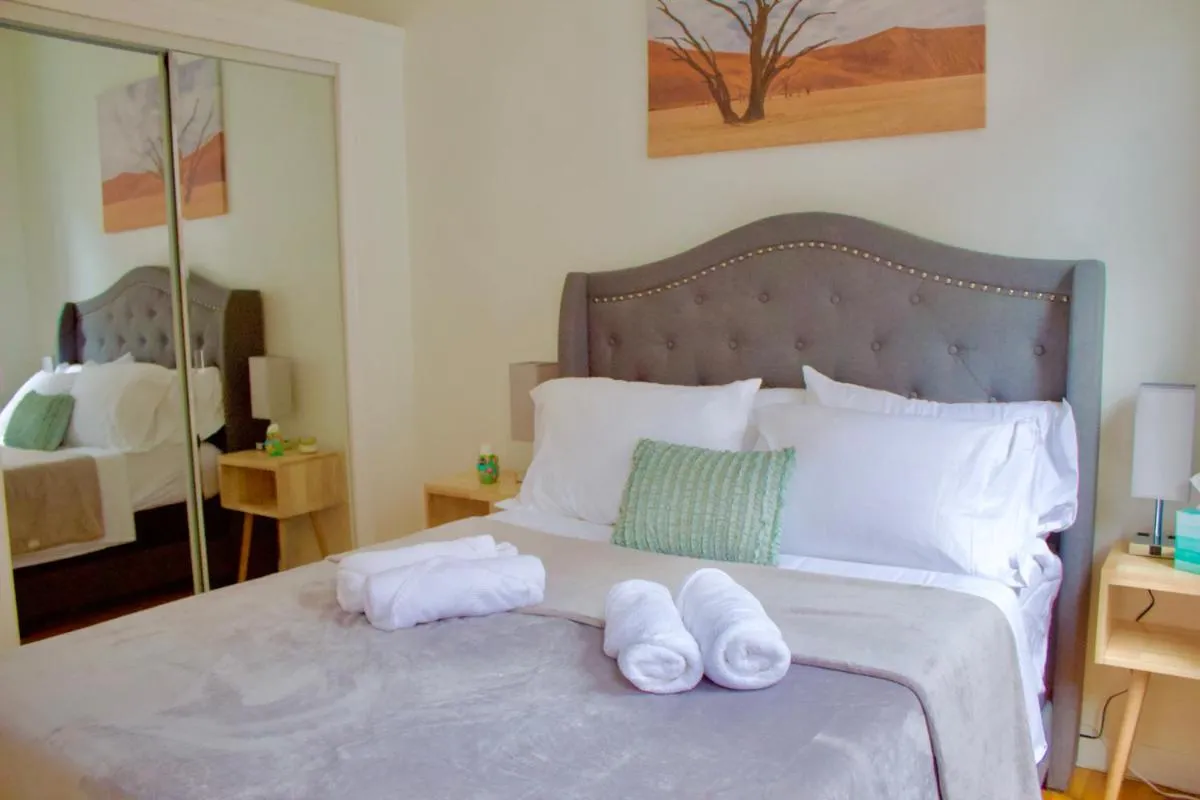 Spacious 2 Bedroom in East Village NYC — 3
