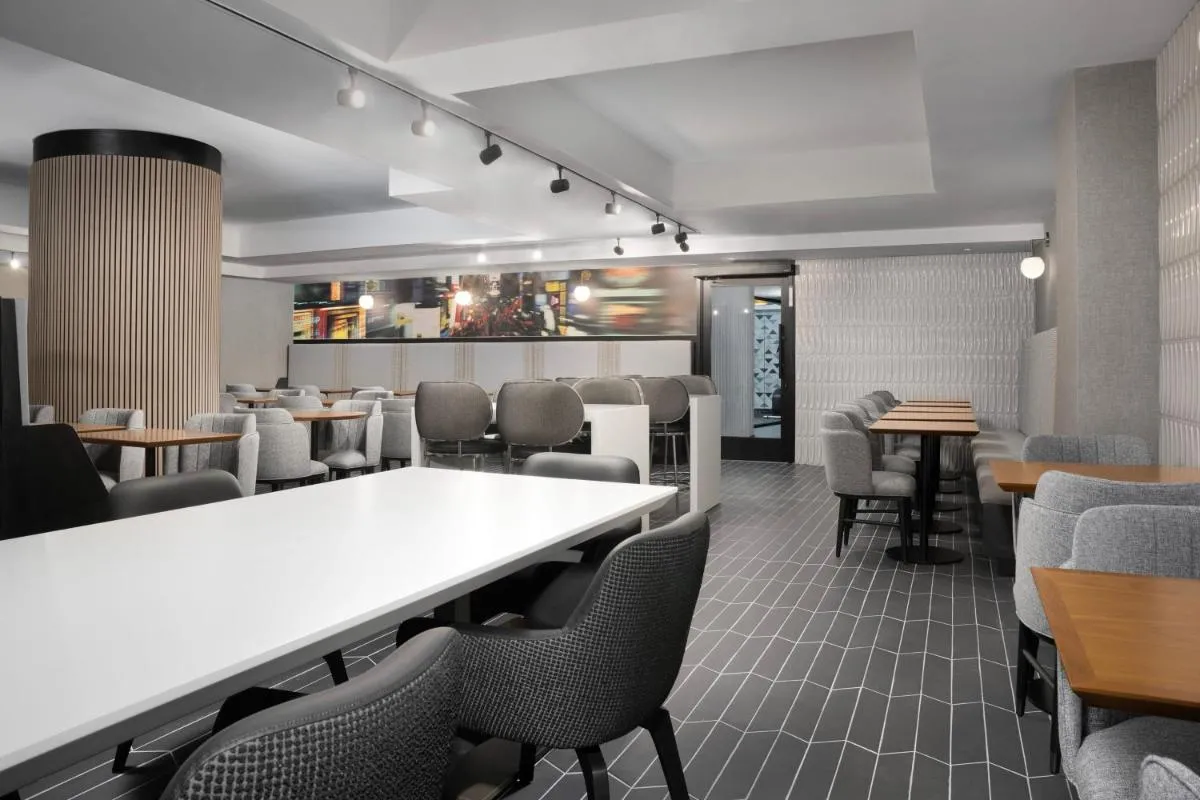 SpringHill Suites by Marriott New York Manhattan Times Square — 4