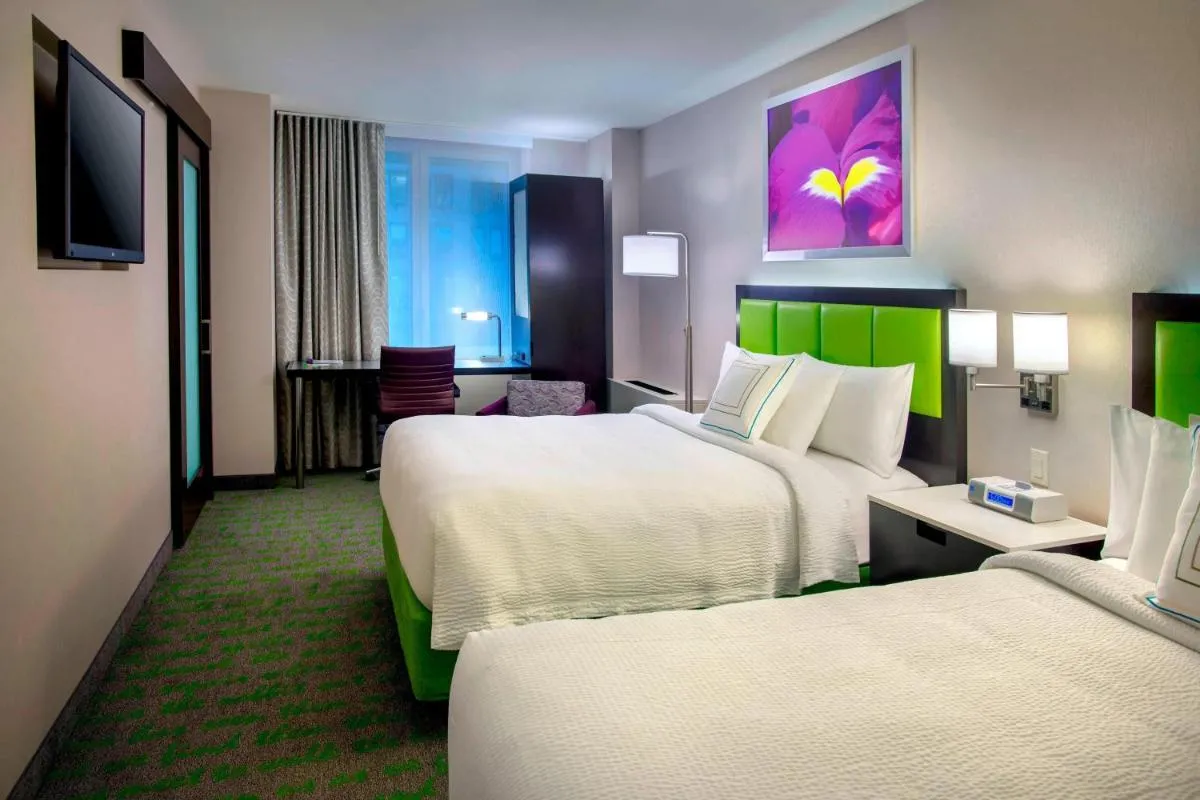 SpringHill Suites by Marriott New York Midtown Manhattan/Fifth Avenue — 7