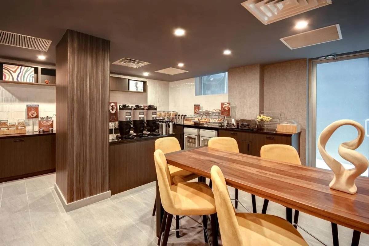 SpringHill Suites by Marriott New York Midtown Manhattan/Park Ave — 4