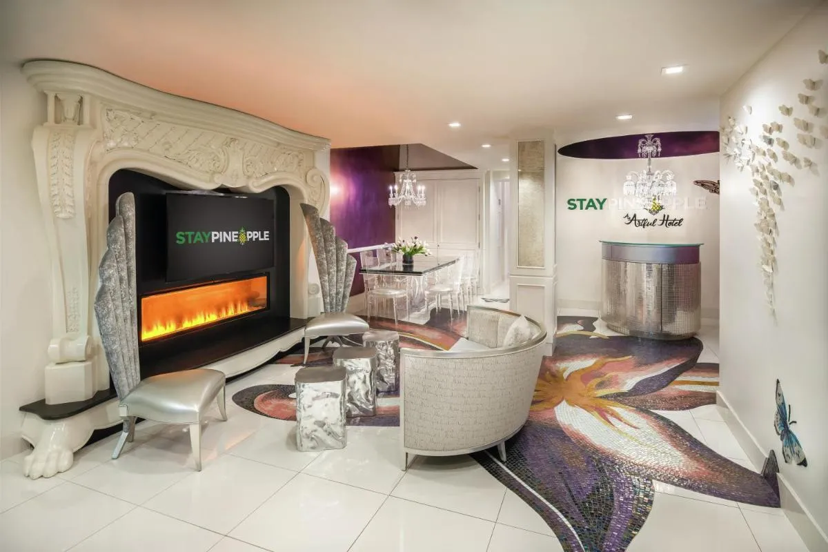 Staypineapple, An Artful Hotel, Midtown New York — 2