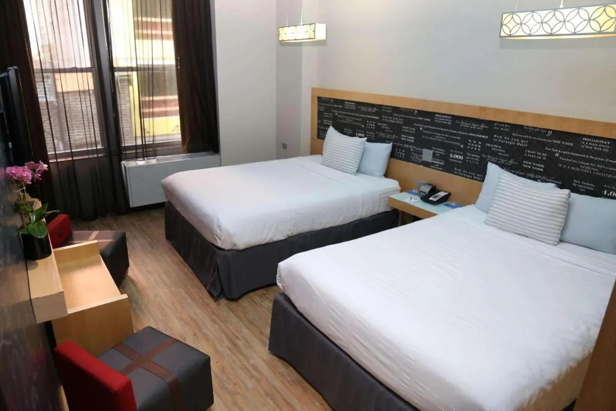 TRYP by Wyndham New York City Times Square – Midtown — 7