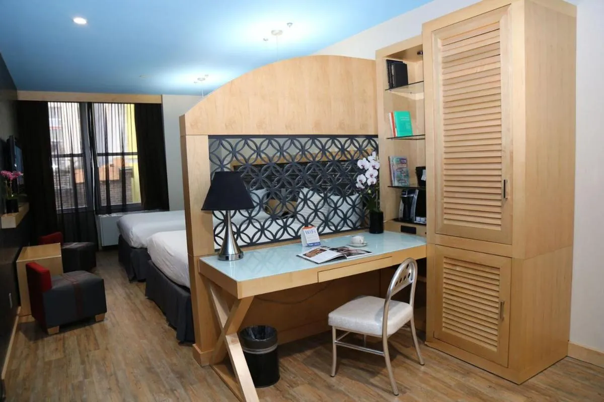 TRYP by Wyndham New York City Times Square – Midtown — 6