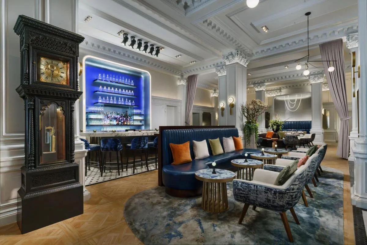 The Algonquin Hotel Times Square, Autograph Collection — 5