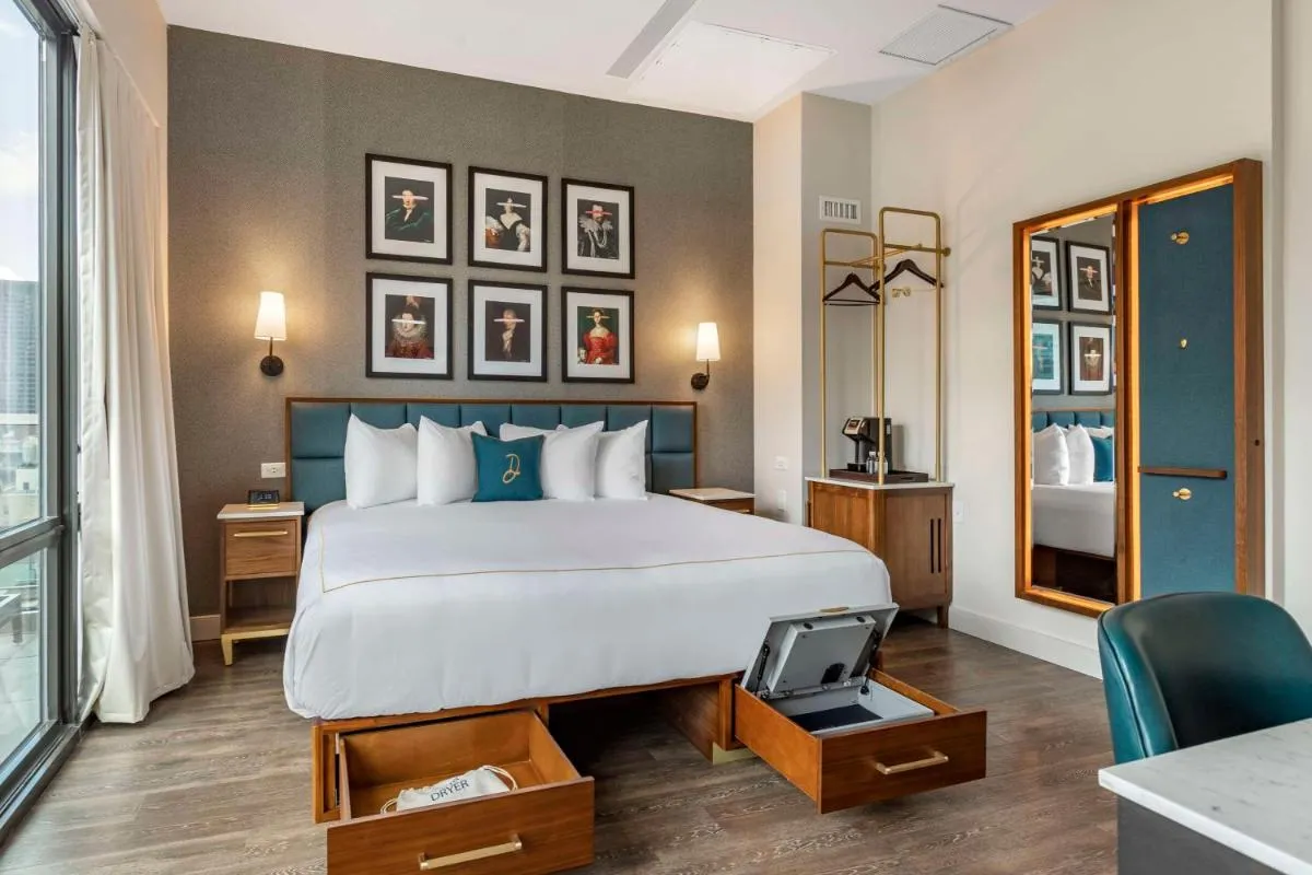 The Draper New York, Tapestry Collection by Hilton — 6