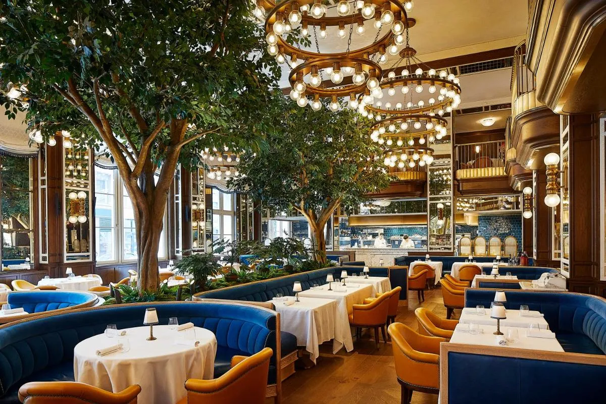 The Fifth Avenue Hotel — 2