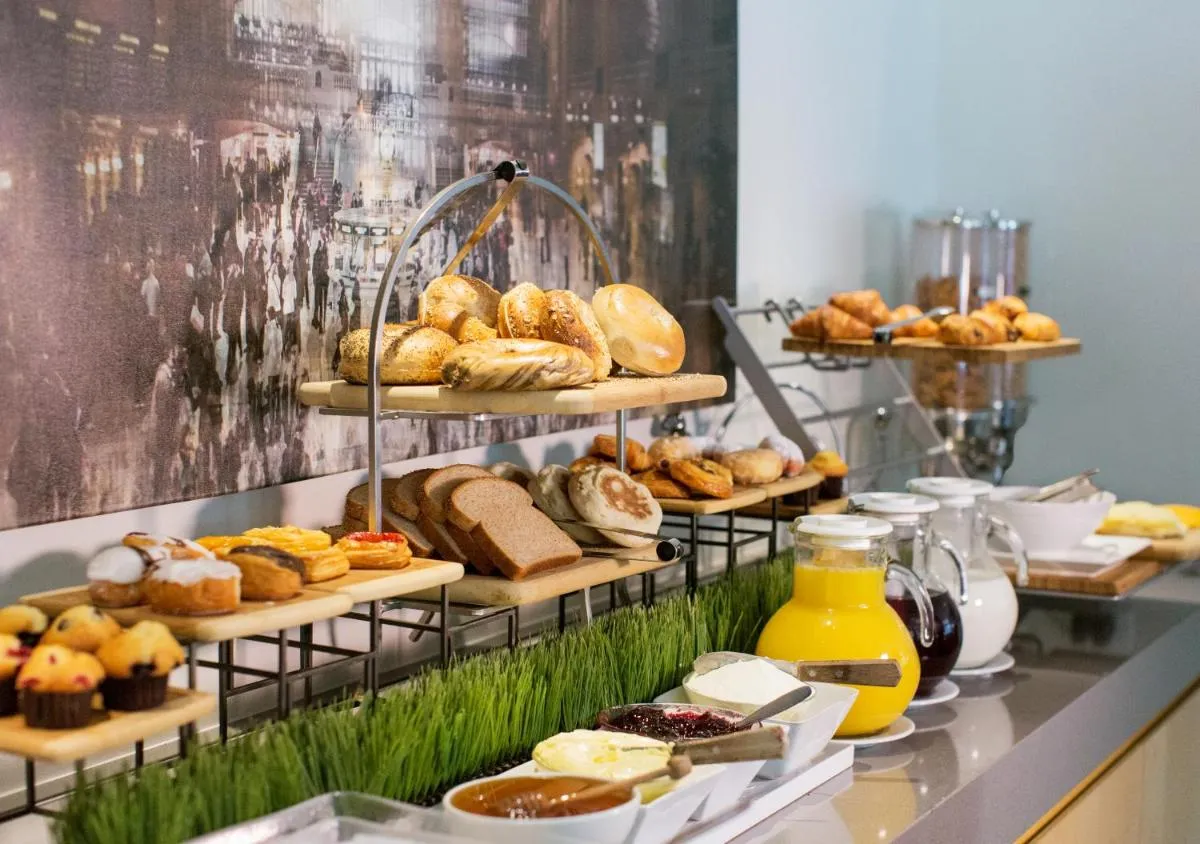 The Fifty Sonesta Hotel New York — 3