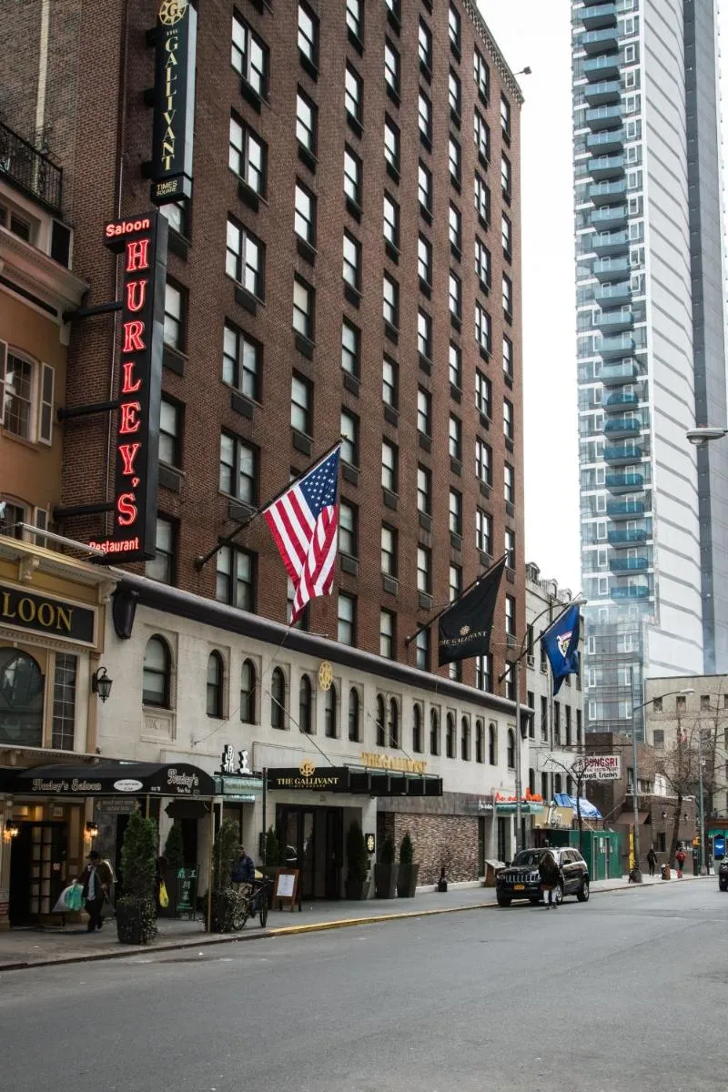 The Gallivant Times Square — 6