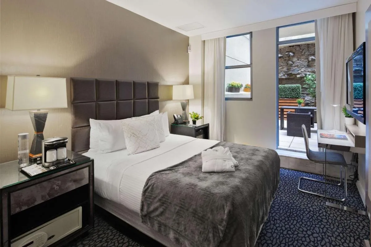 The Historic Blue Angel Hotel Lexington Ave, an Ascend Collection — 7
