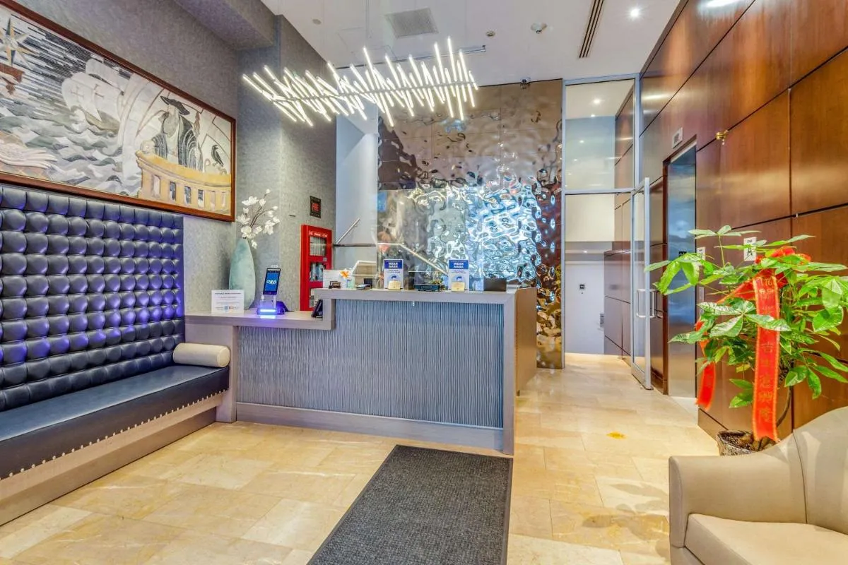 The Historic Blue Angel Hotel Lexington Ave, an Ascend Collection — 6