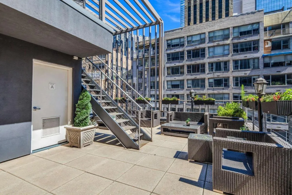 The Historic Blue Angel Hotel Lexington Ave, an Ascend Collection — 5