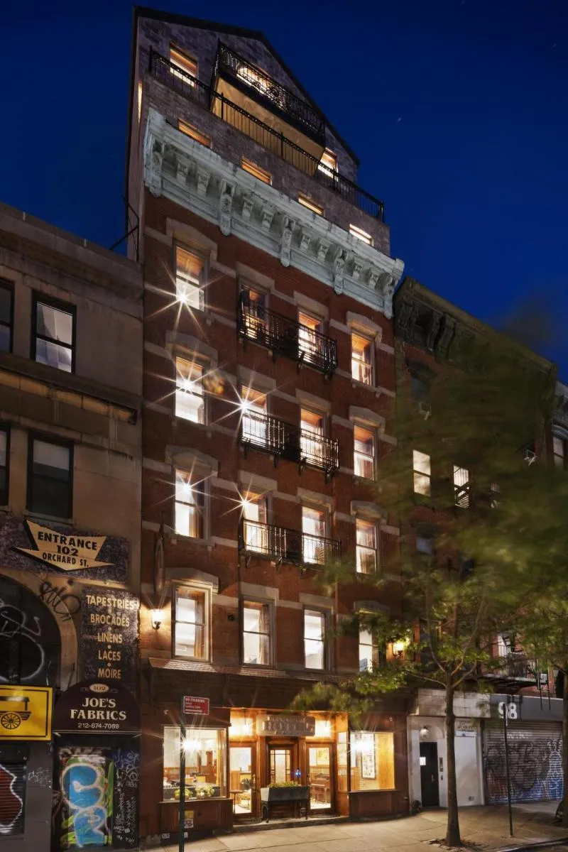 The Historic Blue Moon Hotel – NYC — 4
