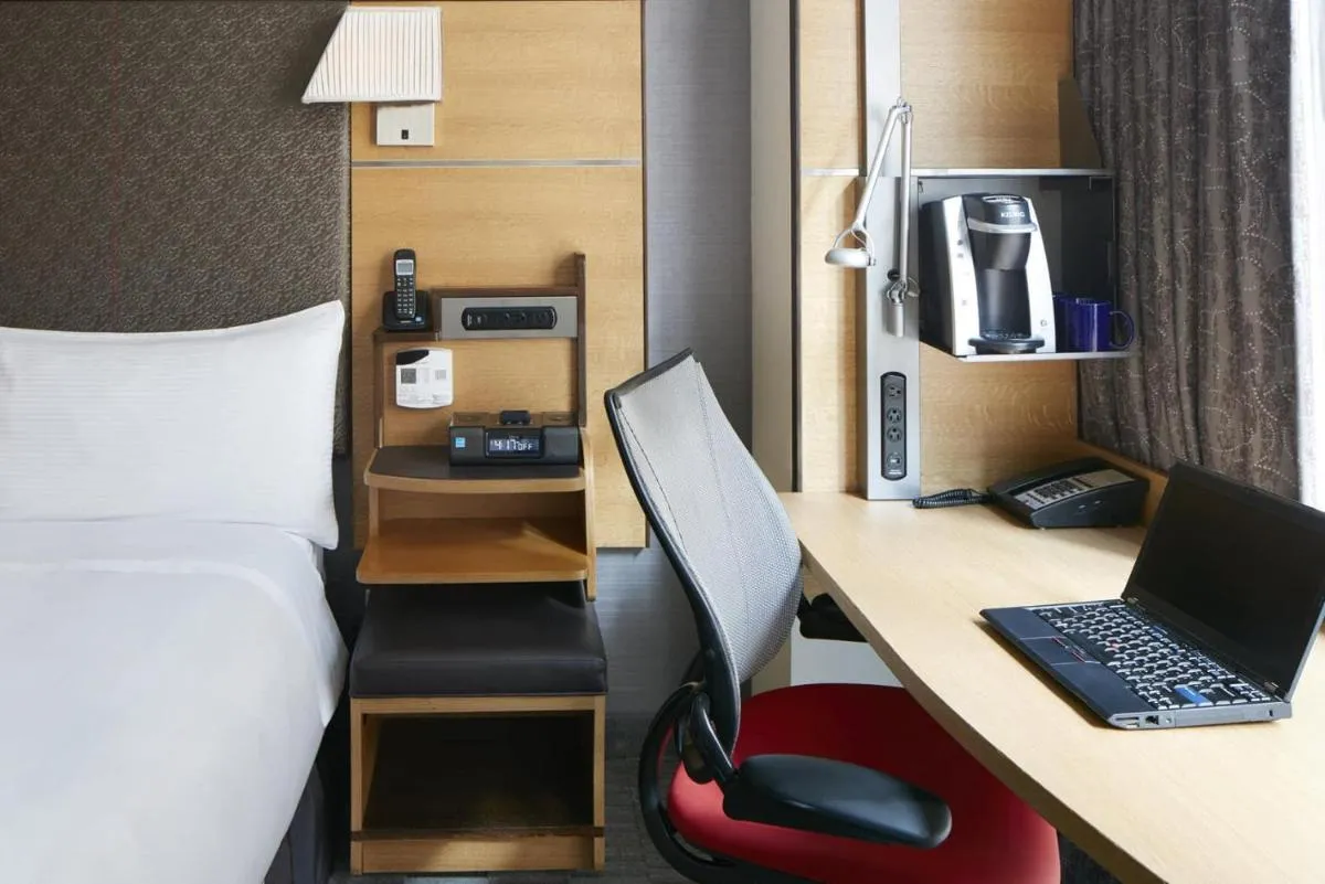 The Jewel Hotel, New York — 7