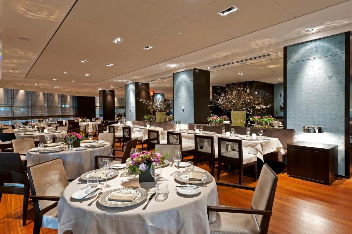 The Langham, New York, Fifth Avenue — 4