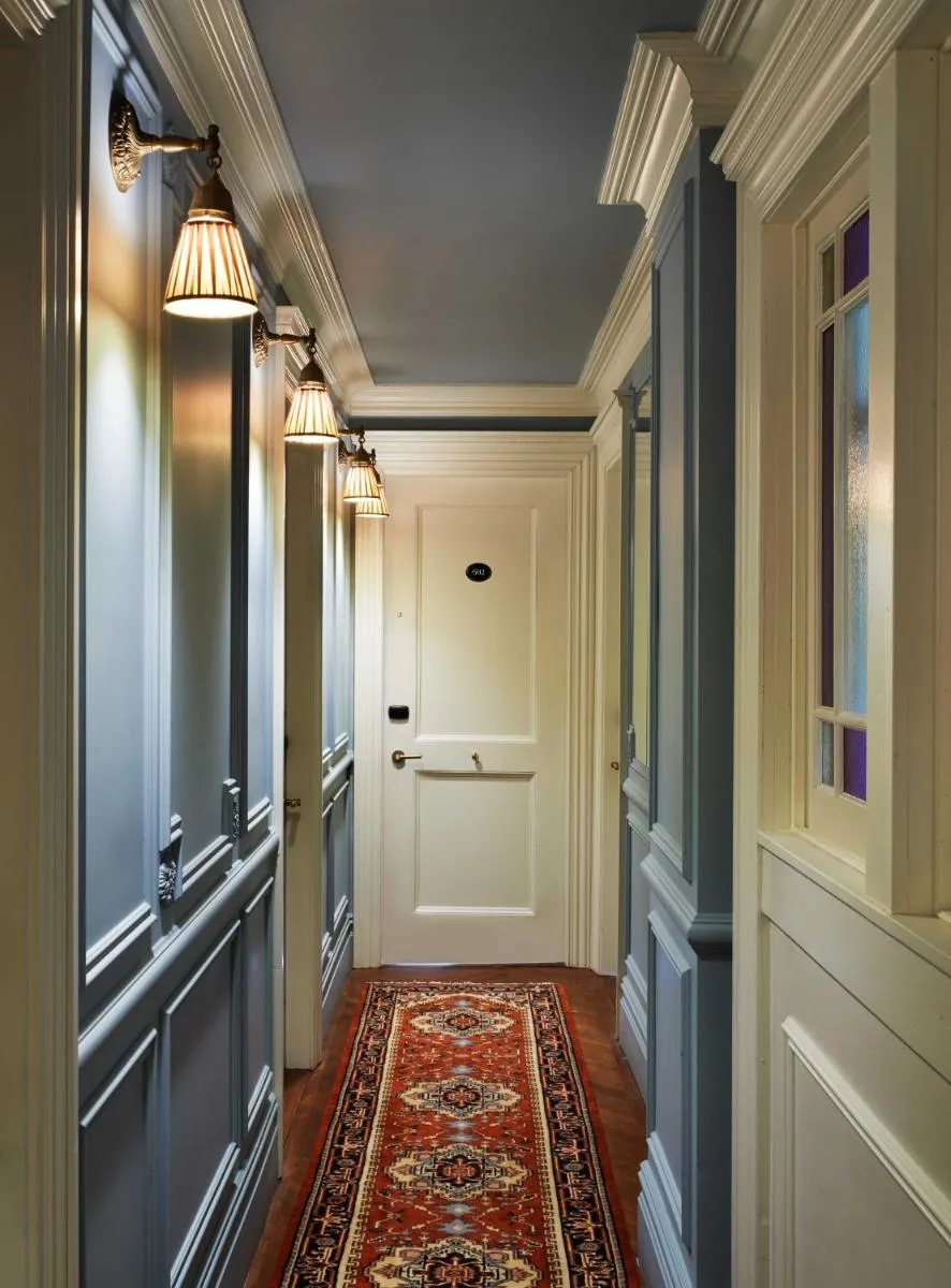 The Marlton Hotel — 5