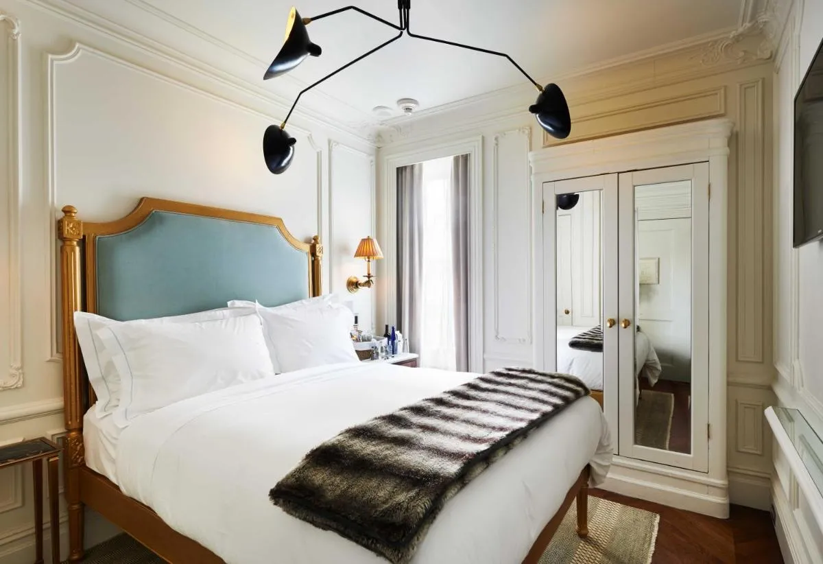 The Marlton Hotel — 7