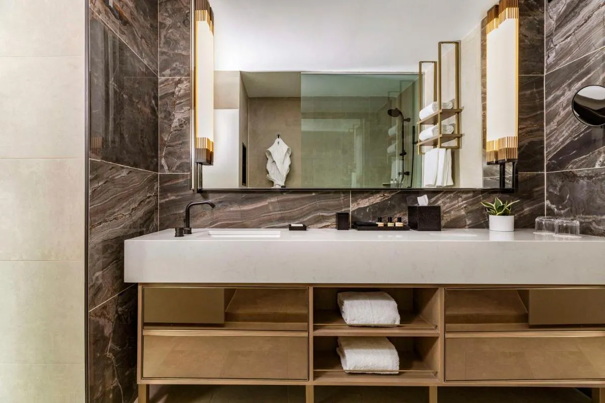 Thompson Central Park New York, by Hyatt — 3