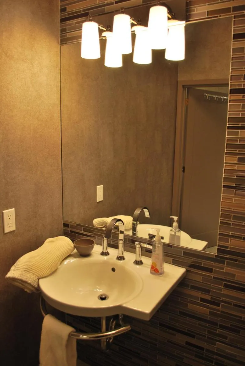 Washington Square Hotel — 4