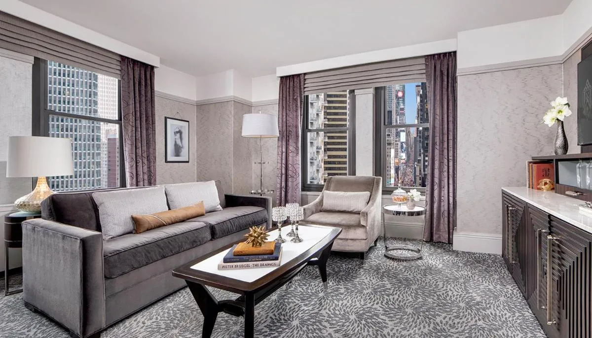 WestHouse Hotel New York — 7