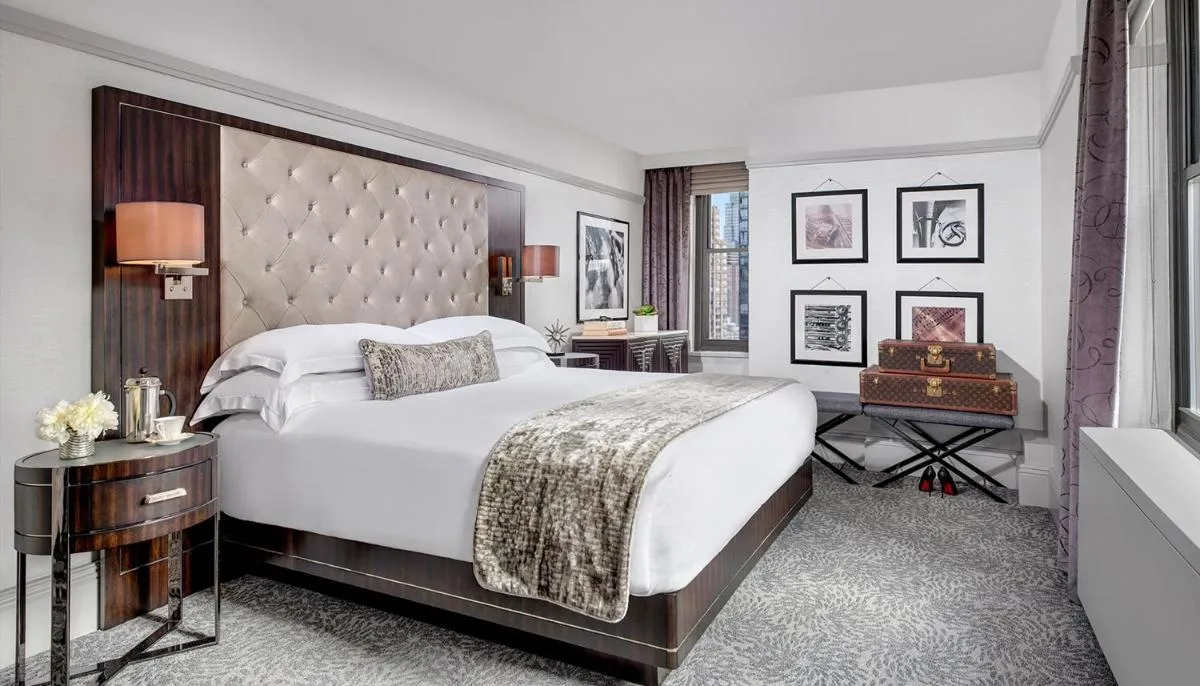 WestHouse Hotel New York — 4