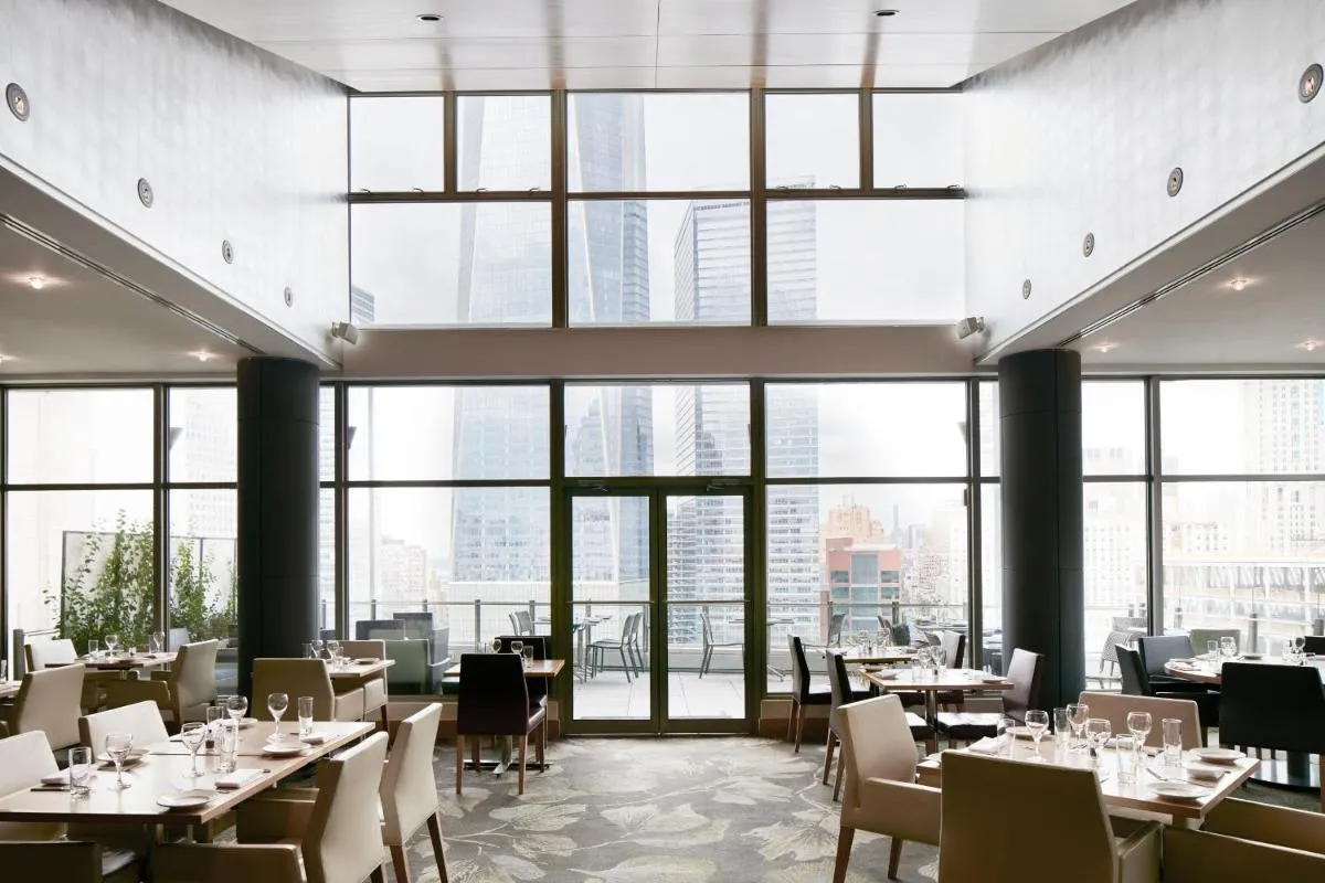 World Center Hotel — 4