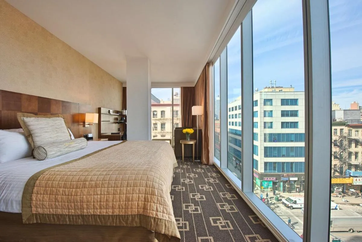 Wyndham Garden Chinatown — 2