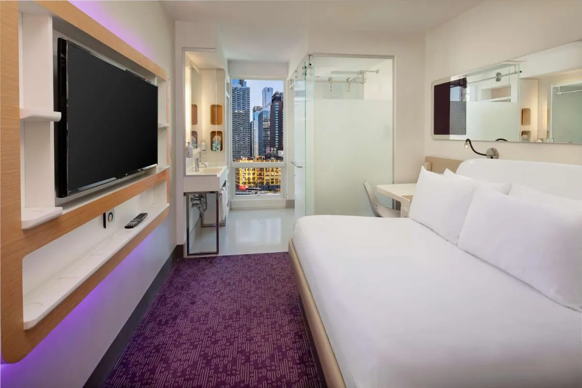 YOTEL New York Times Square — 3