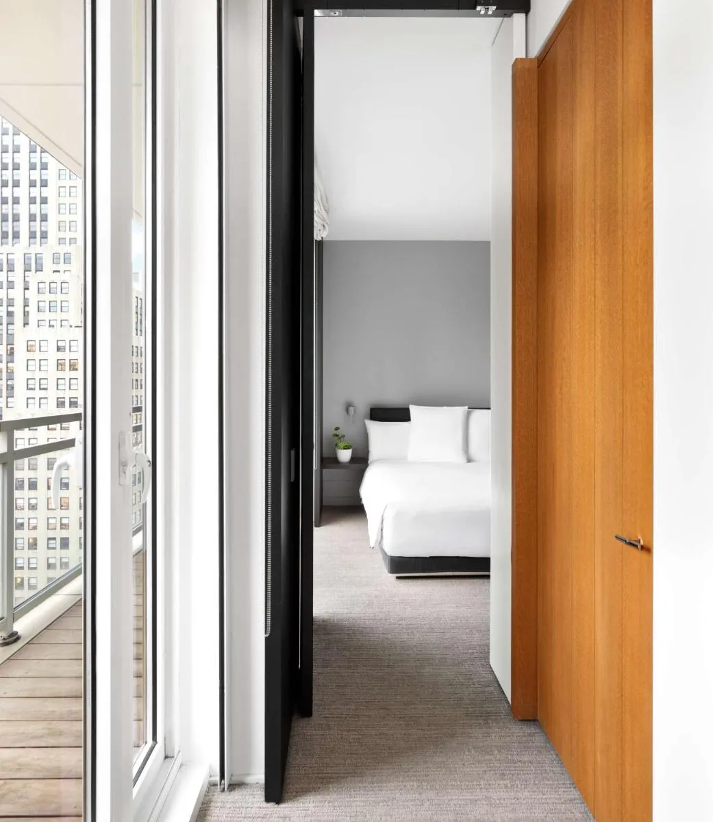 Andaz 5th Avenue, By Hyatt — 4
