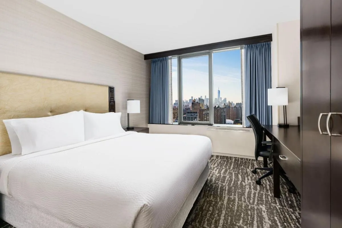 Fairfield Inn & Suites by Marriott New York Midtown Manhattan/Penn Station — 6