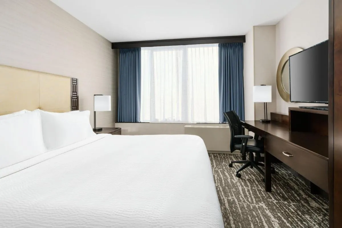 Fairfield Inn & Suites by Marriott New York Midtown Manhattan/Penn Station — 7