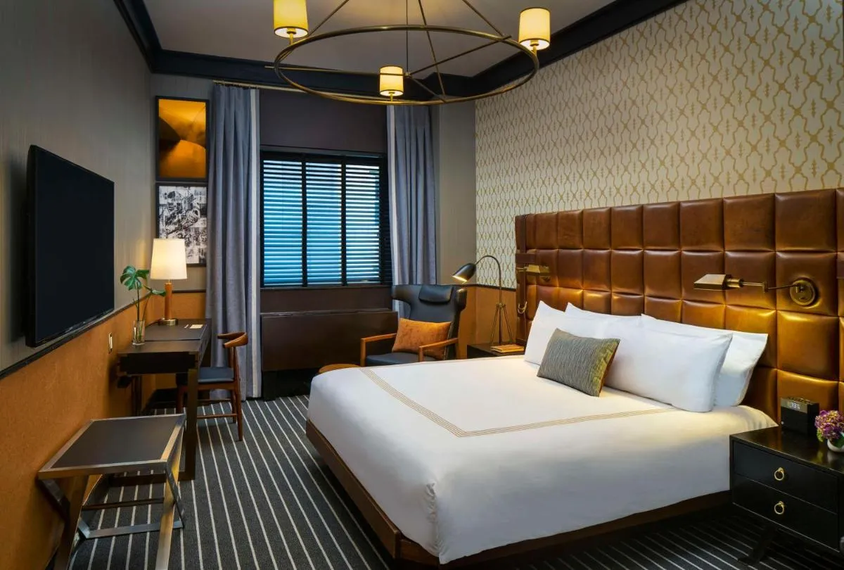 Gild Hall, A Thompson Hotel, by Hyatt — 6