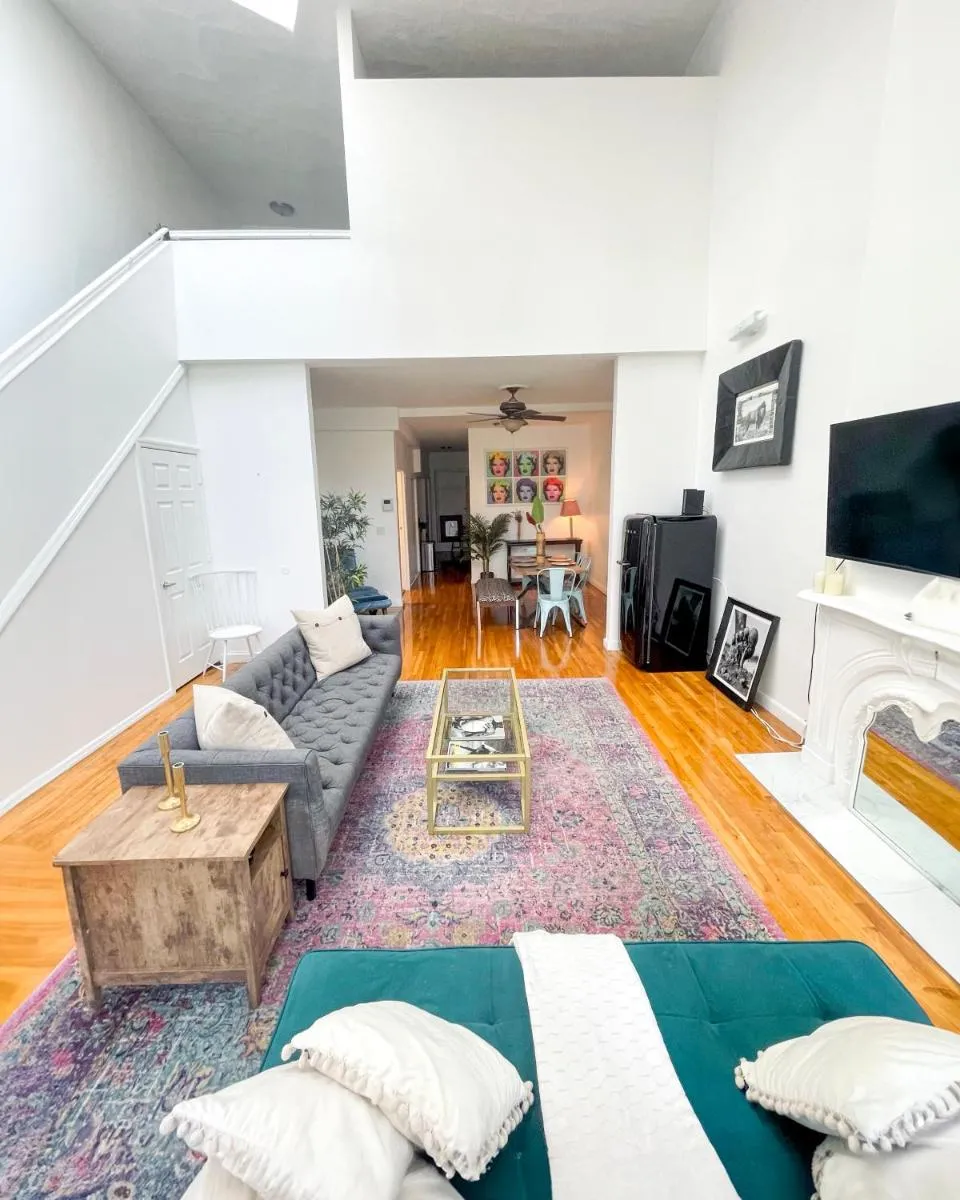 Gorgeous Extra Spacious Duplex Penthouse — 7