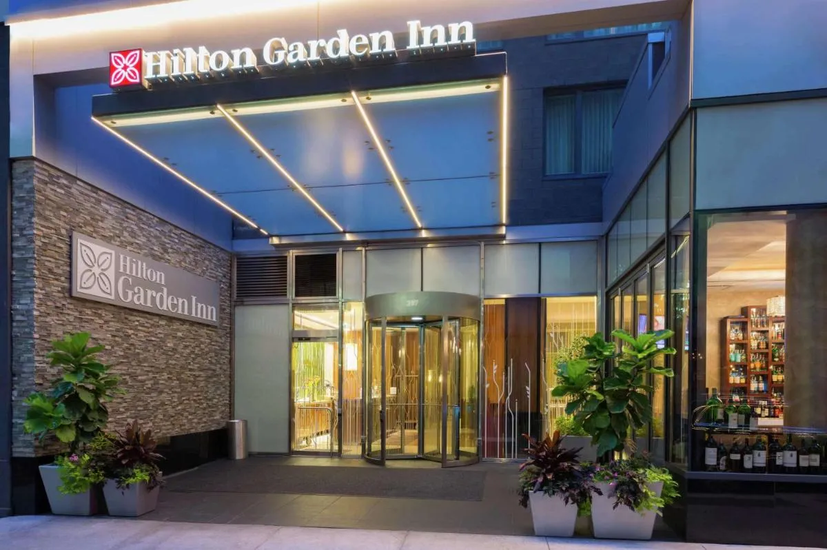 Hilton Garden Inn New York Central Park South-Midtown West — 2
