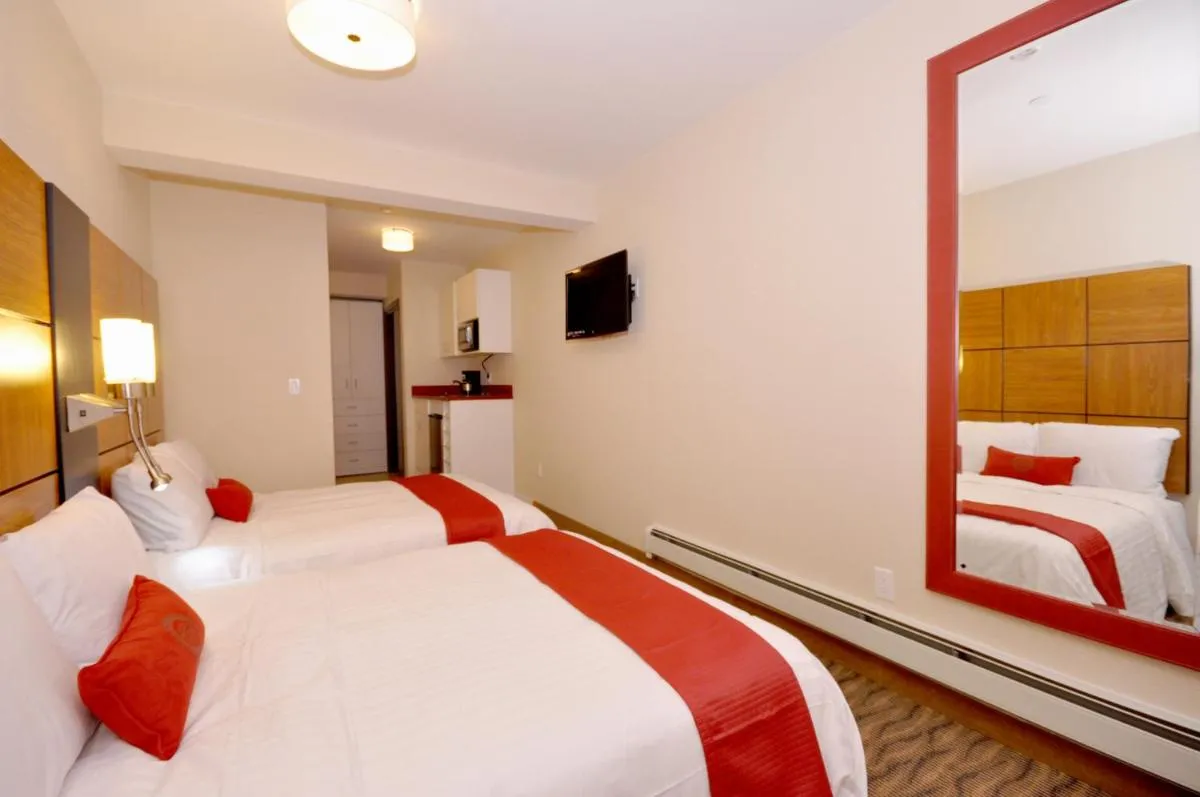 Hotel Five44 — 2