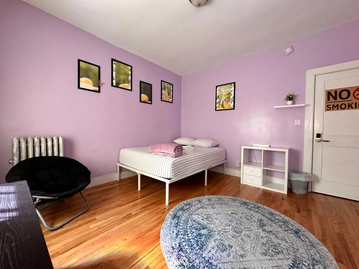 Lavender style Room — 4