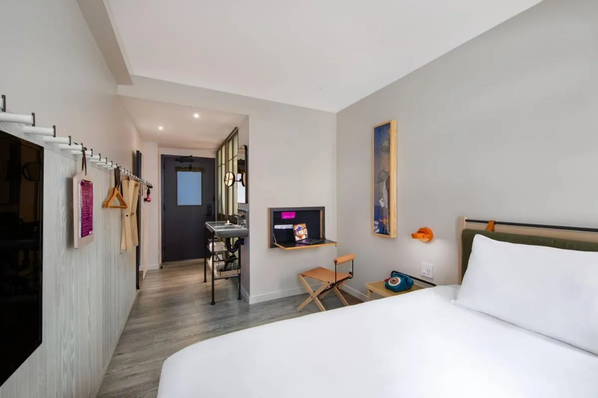 MOXY NYC Times Square — 7